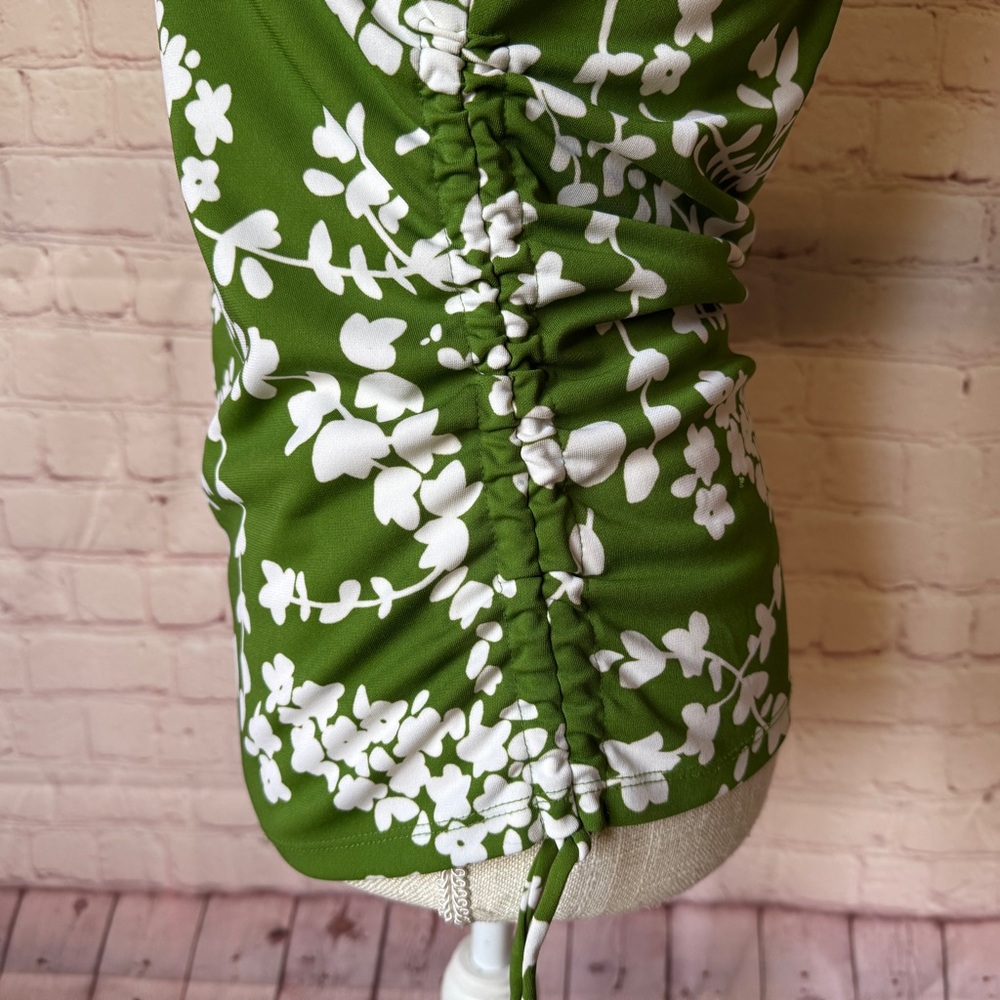 Michael Kors Top Sleeveless Kelly Green White Floral Side pull Scrunch Fitted M - Picture 5 of 11